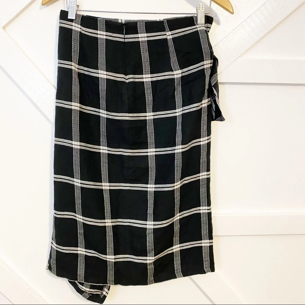 Bershka Plaid Printed Tie Waist Faux Wrap Knee Length Skirt Black White Sz M